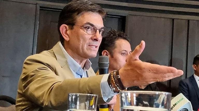 Rodrigo Paz afirma que existe una campaña de desprestigio desde el exterior contra él