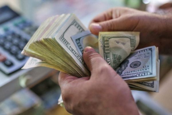 Dolares