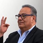 Ministro Educa sanjines